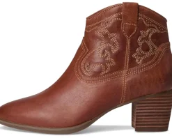Aetrex Reagan Western Heeled Boots Women's