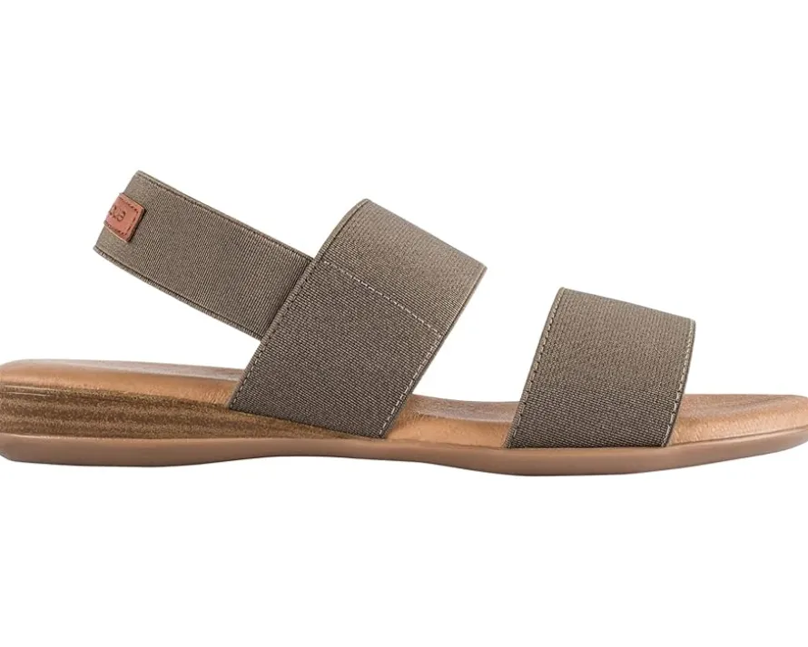 Andre Assous Nigella Featherweight Sandal Women's
