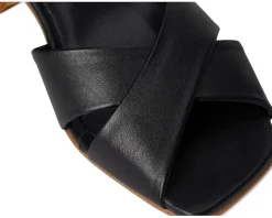 Andre Assous Winona Women's