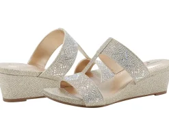 Bandolino Iluvit Women's