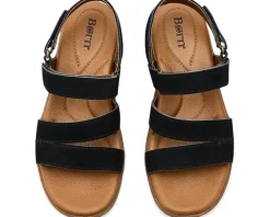 Born Seak Women's