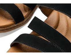 Born Seak Women's