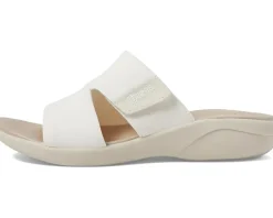 Bzees Carefree Wedge Sandals Women's