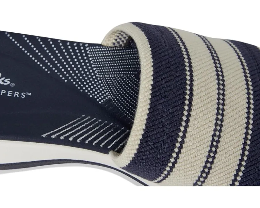 Clarks Arla Hollis Women's