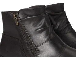 Clarks Cora Pace Women's