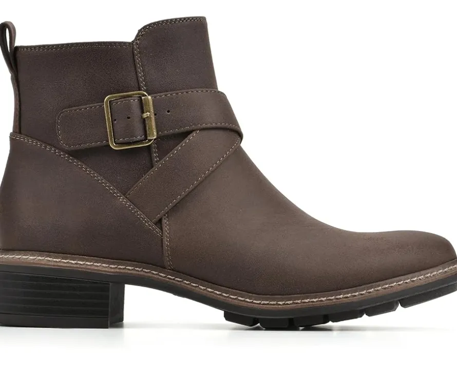 Cliffs by White Mountain Elie Women's