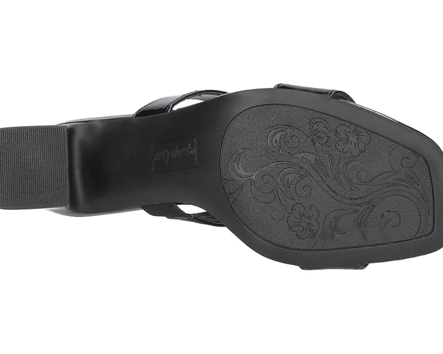 Easy Street Clovelle Women's