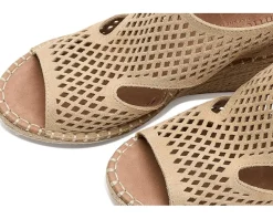 Gentle Souls by Kenneth Cole Cody Perf Women's