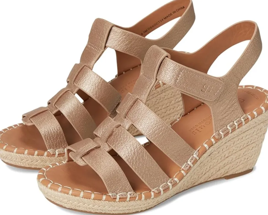 Gentle Souls by Kenneth Cole Capelin Women's