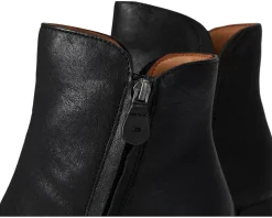 Gentle Souls by Kenneth Cole Danbury Women's