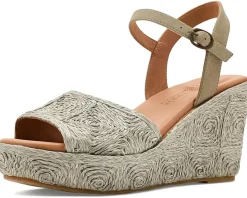 Gentle Souls by Kenneth Cole Nevio Women's