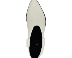 GUESS Ginette Women's