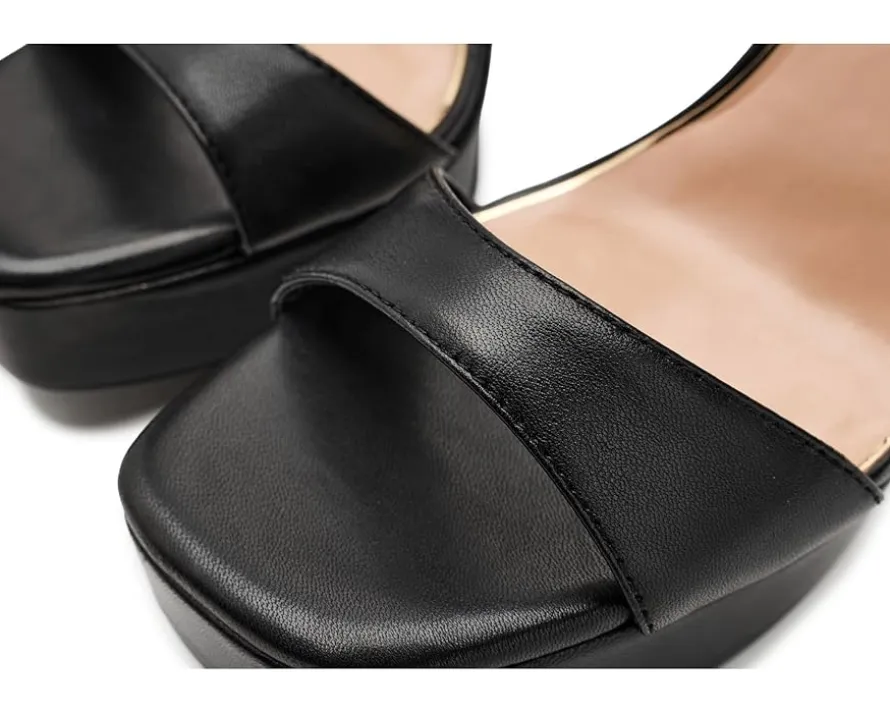 GUESS Hendora Women's
