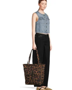 Herschel Supply Co. Herschel Retreat™ Tote