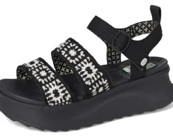 Hey Dude Delray Buckle Cottage Crochet Women's
