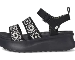 Hey Dude Delray Buckle Cottage Crochet Women's