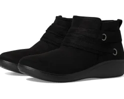 LifeStride Brave Zip Short Boots Women's