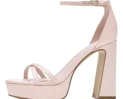 Madden Girl Cady Women's
