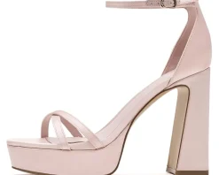 Madden Girl Cady Women's