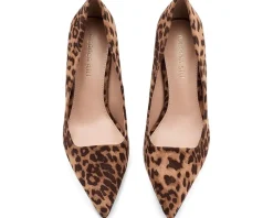 Madden Girl Grovve Women's