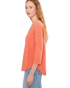 Mod-o-doc 3/4 Sleeve V-Neck Curved Hem Tee Shirt Women's