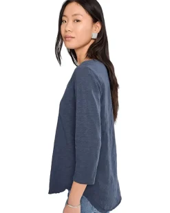 Mod-o-doc 3/4 Sleeve V-Neck Curved Hem Tee Shirt Women's