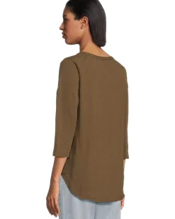 Mod-o-doc 3/4 Sleeve V-Neck Tee with Curved Hem Women's