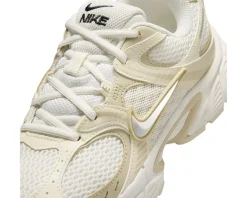 Nike V5 RNR Women's
