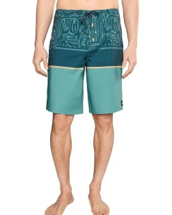 O'Neill Hyperfreak Heat Block 21'' Boardshorts Men's