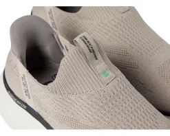 SKECHERS Edgeride Commissioner Hands Free Slip-in Men's