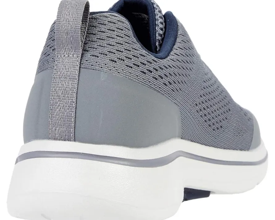 SKECHERS Performance Go Walk Arch Fit - Idyllic Men's