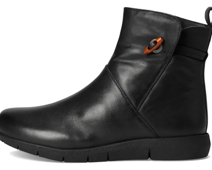 SoftWalk Adelaide Women's
