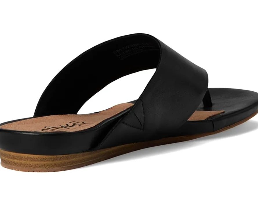 SoftWalk Chandler Women's