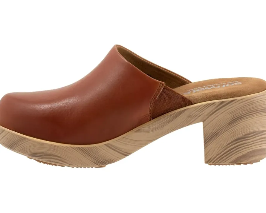 SoftWalk Felida Women's