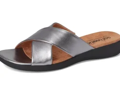 SoftWalk Tillman Women's
