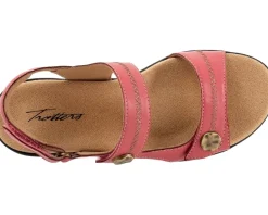 Trotters Romi Stitch Women's