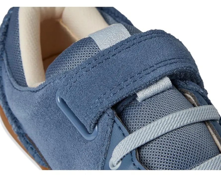 UGG Kids Adventurer Sneaker (Toddler/Little Kid)
