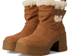 UGG Moxy Pull-on Women's
