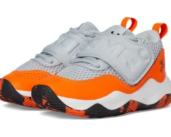 Under Armour Kids ZONE 2 Basketball Shoe (Little Kid)