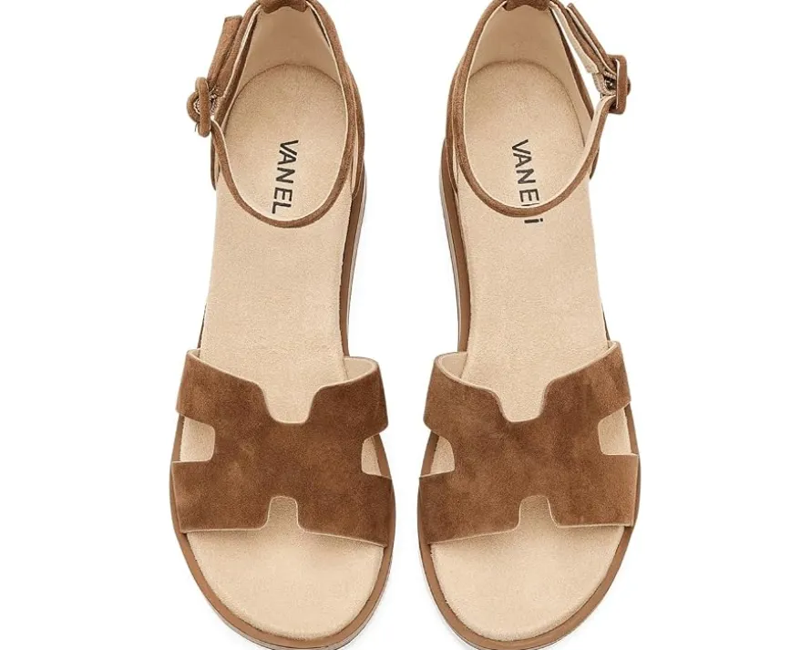 Vaneli Cairn Women's