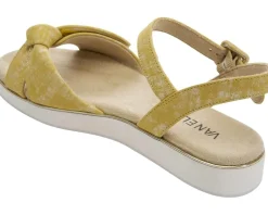 Vaneli Earla Women's