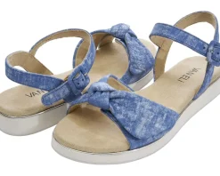Vaneli Earla Women's