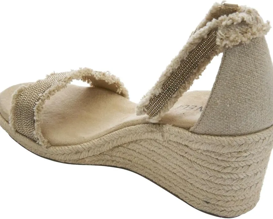 Vaneli Layry Women's