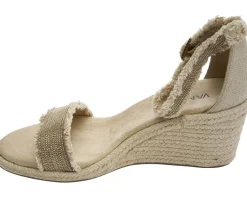 Vaneli Layry Women's