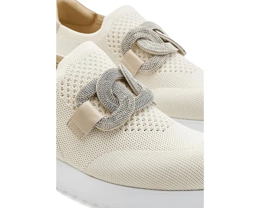 Vaneli Qadiza Women's