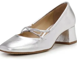 Vince Camuto Charley Women's