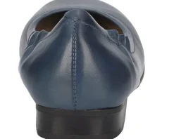 Walking Cradles Tess Women's